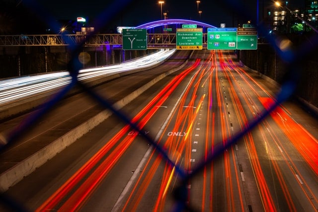 Houston highway cons of living in Texas